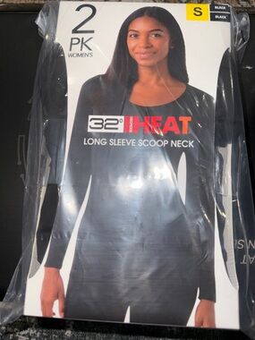 Women's Black Long Sleeve Scoop Neck Top - 2 Pack